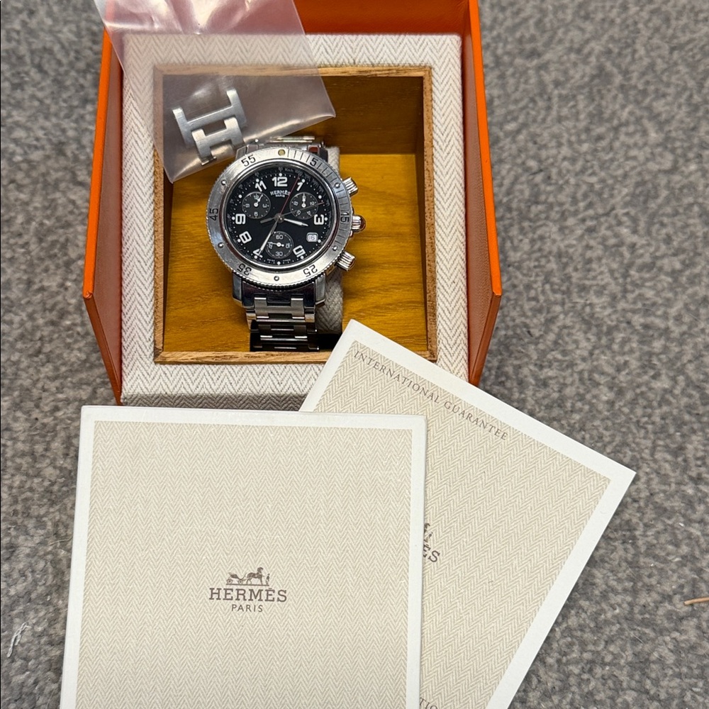 ⸻
Hermès Chronograph Watch – 43mm
